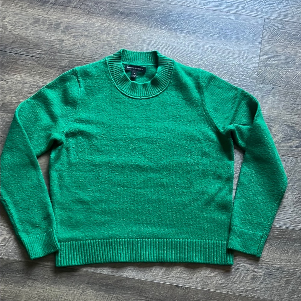 Banana Republic Green Crew Neck Sweater